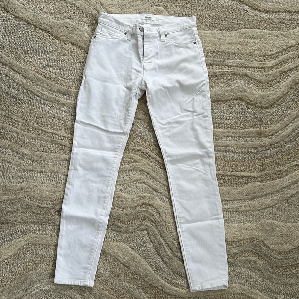 White Huson skinny jeans